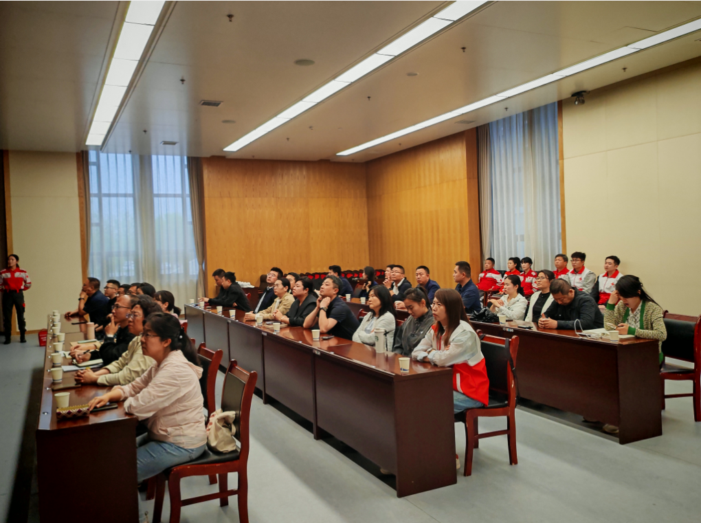 延安市红十字会开展应急救护培训进机关活动